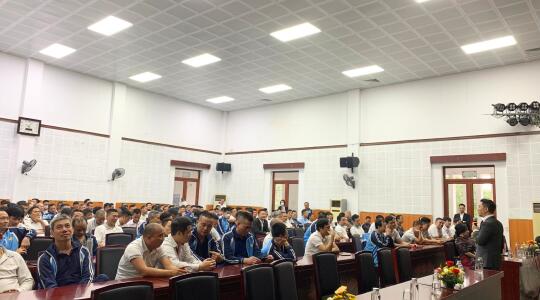 Kỹ năng giao tiếp và dịch vụ khách hàng chuyên nghiệp – cho các lái xe taxi Long biên