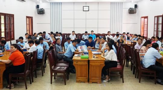 Tổ chức chuỗi chương trình đào tạo “Văn minh thương mại và Giao tiếp bán hàng tại Cửa hàng Xăng dầu Petrolimex” và “Kỹ năng Đàm phán hợp đồng và Thu hồi công nợ” cho Công ty Xăng dầu Thanh Hóa